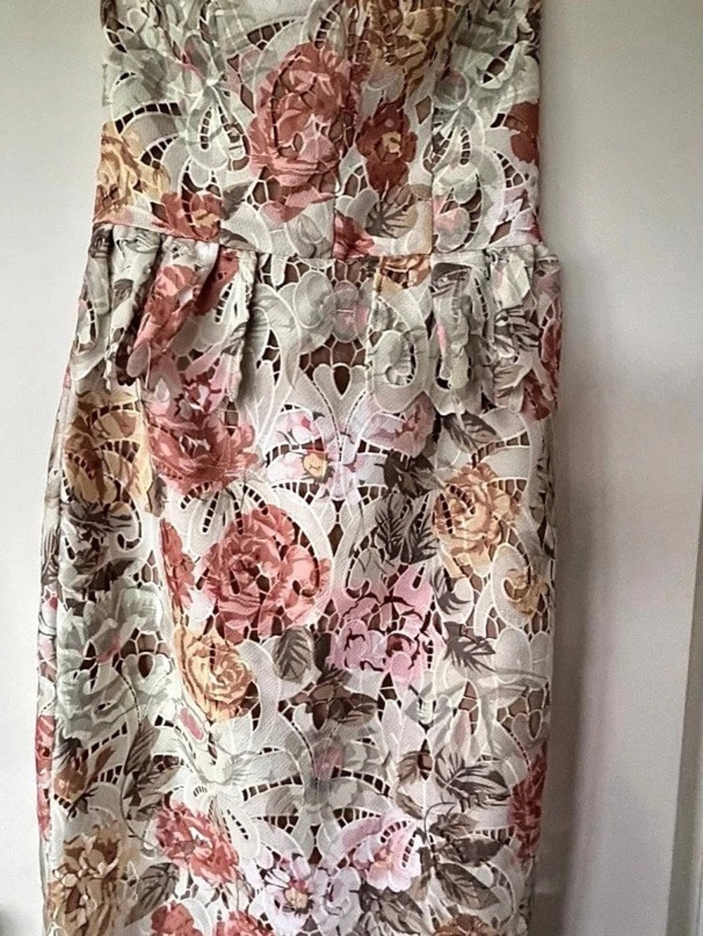 Elliatt Adelynn Dress Floral Lace Midi Pink & White Large NWT